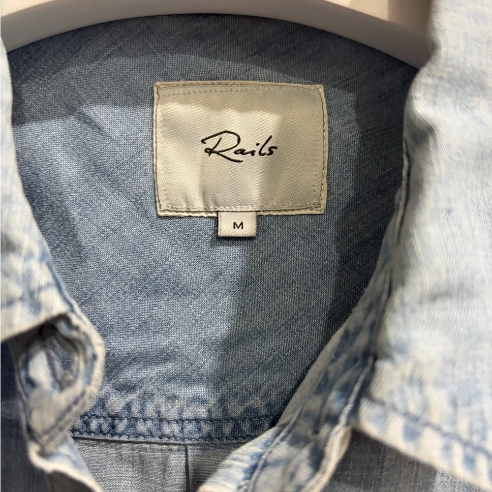 Rails Blue Denim‎ Shirt Floral Chambray Floral Embroidered Blouse Rose Appliqué